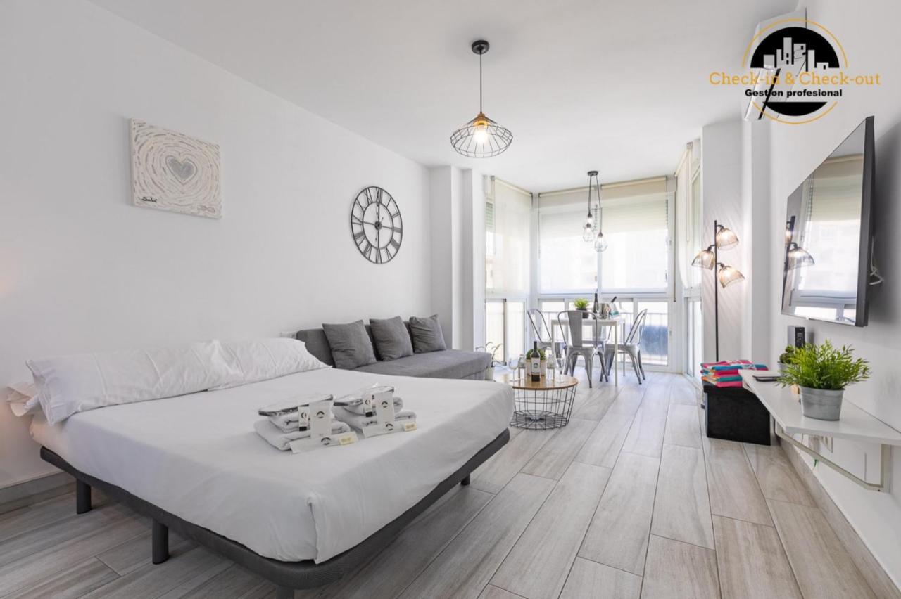 Apartamento El Ciaboga Centro De Торремолінос Екстер'єр фото